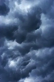 Severe Weather Conditions Imprime: Thunderstorm clouds