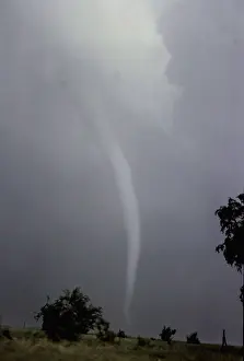 Cumulonimbus Clouds Imprime: Tornado